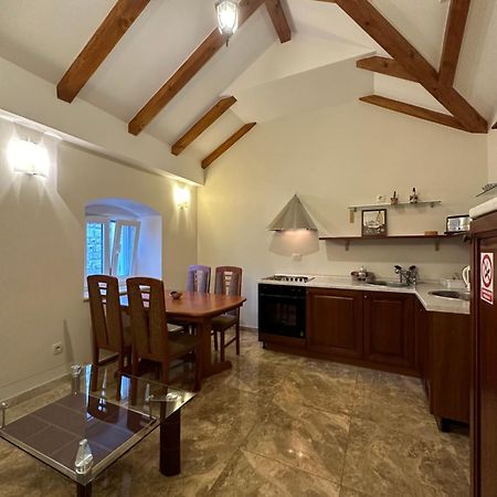 Old Town Apartments Trogir - Free Parking Zewnętrze zdjęcie