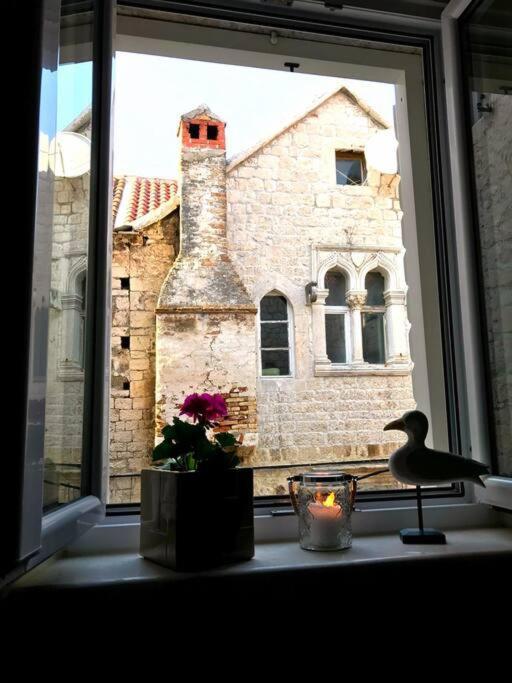 Old Town Apartments Trogir - Free Parking Zewnętrze zdjęcie