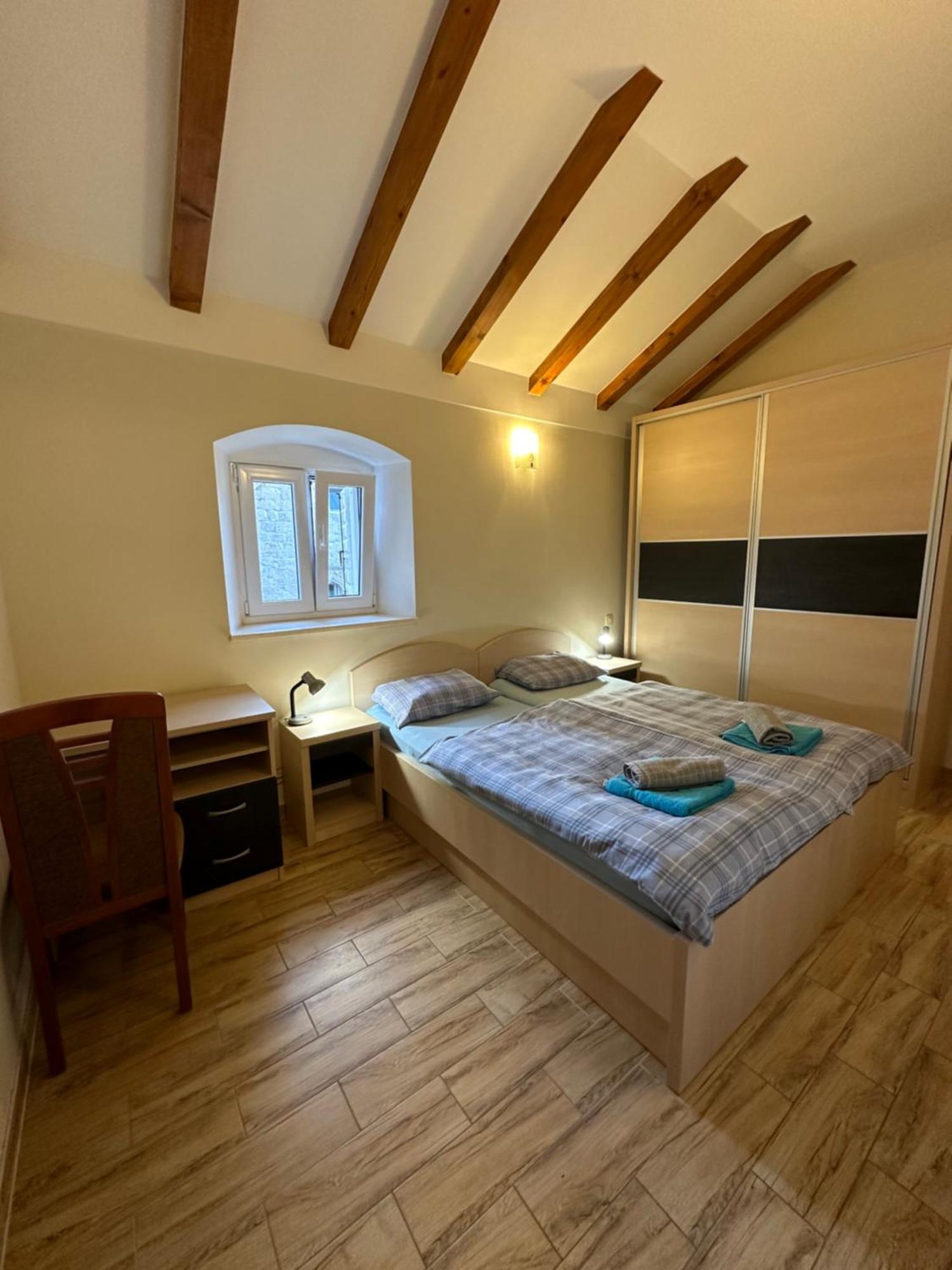 Old Town Apartments Trogir - Free Parking Zewnętrze zdjęcie
